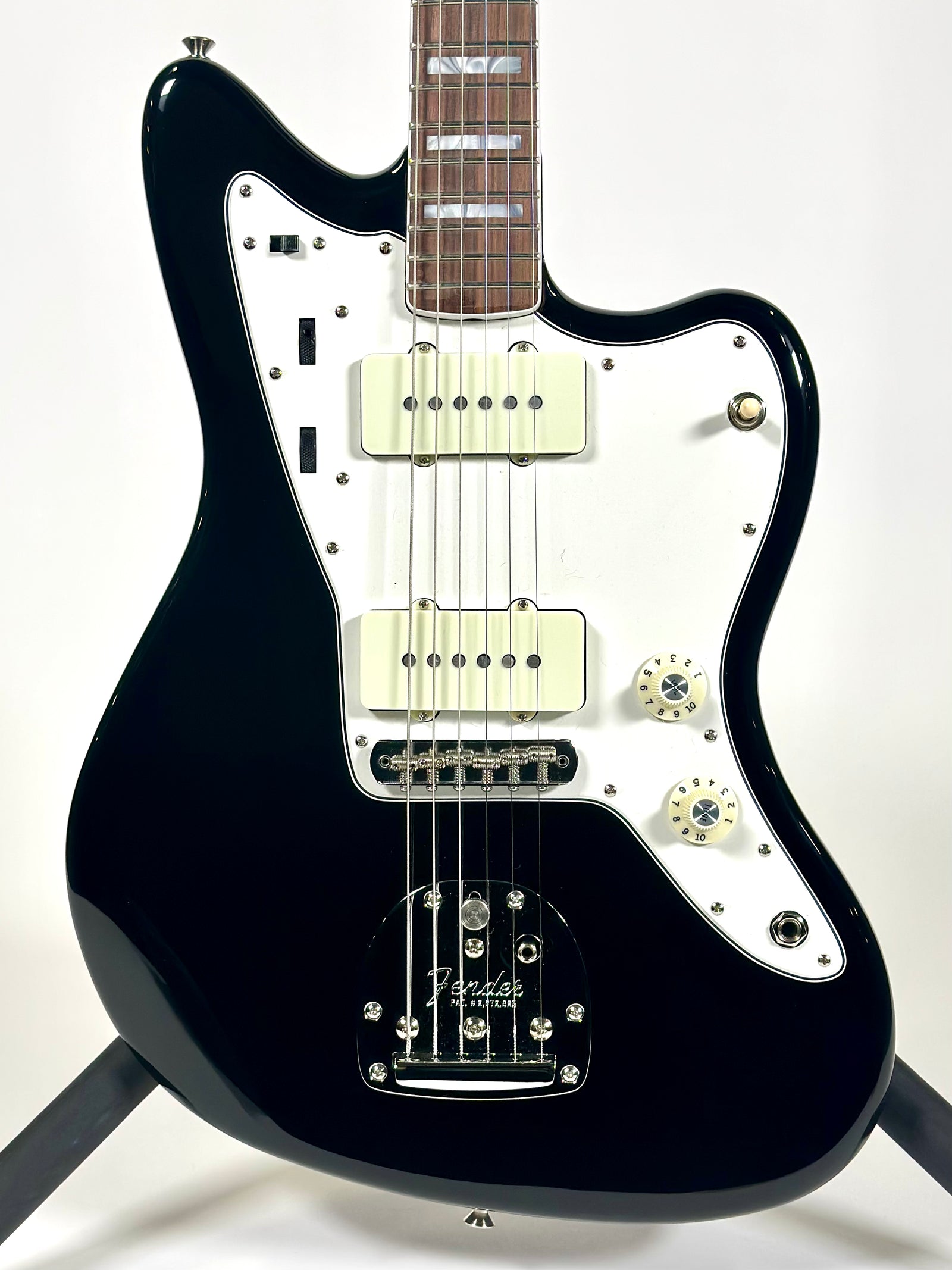 Fender Limited Edition American Vintage II 1966 Jazzmaster, Rosewood Fingerboard, Black