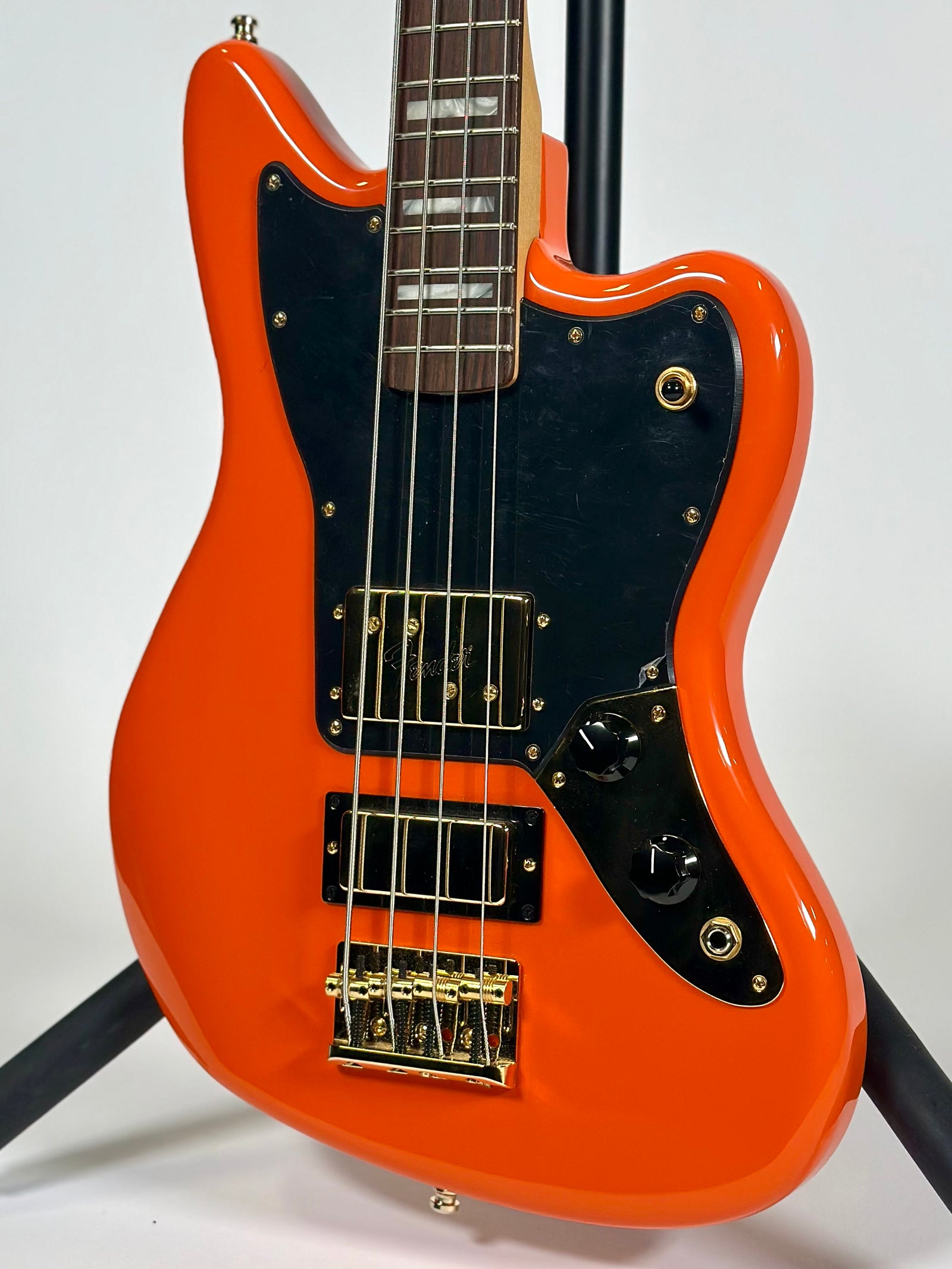 Fender Limited Edition Mike Kerr Jaguar Bass, Tiger's Blood Orange