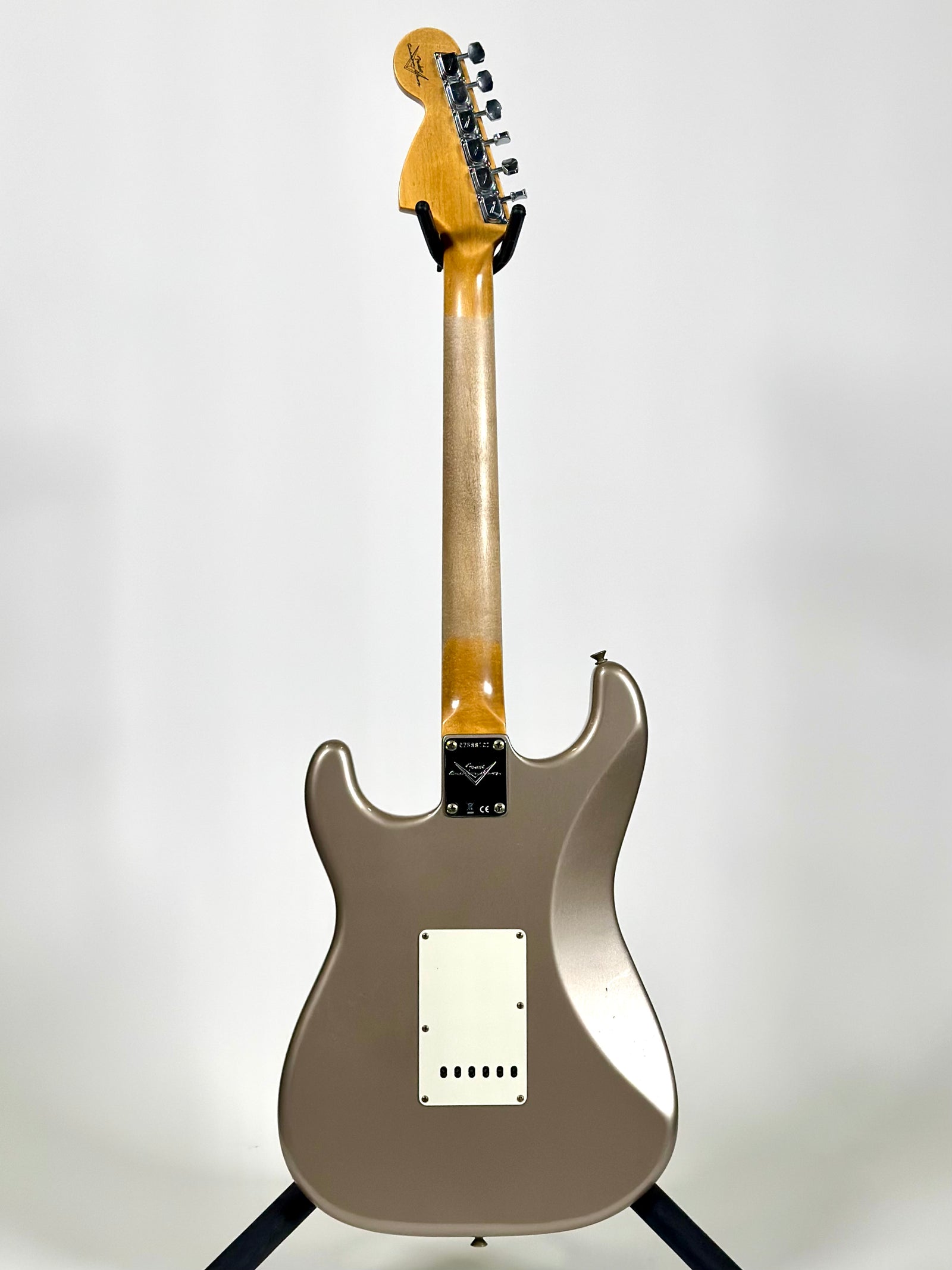 Fender Custom Shop 1969 Stratocaster Journeyman Relic, Maple Fingerboard, Faded Shoreline Gold