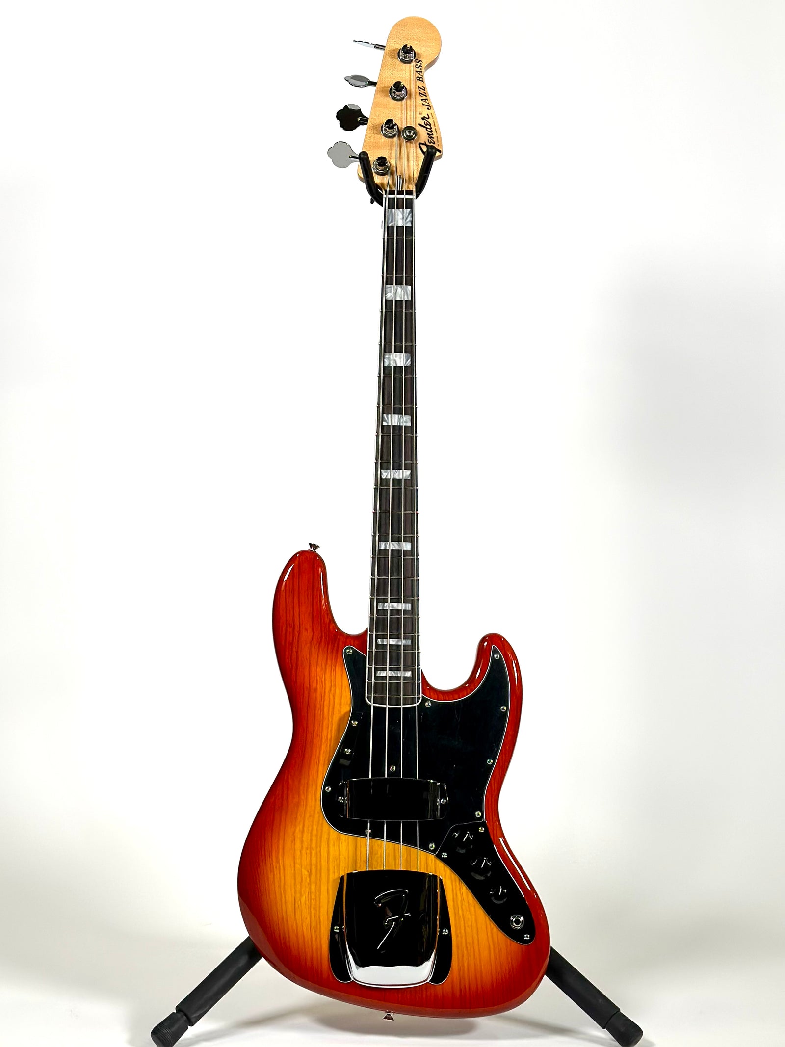 Fender Custom Shop 1975 Jazz Bass NOS, Faded Cherry Sunburst