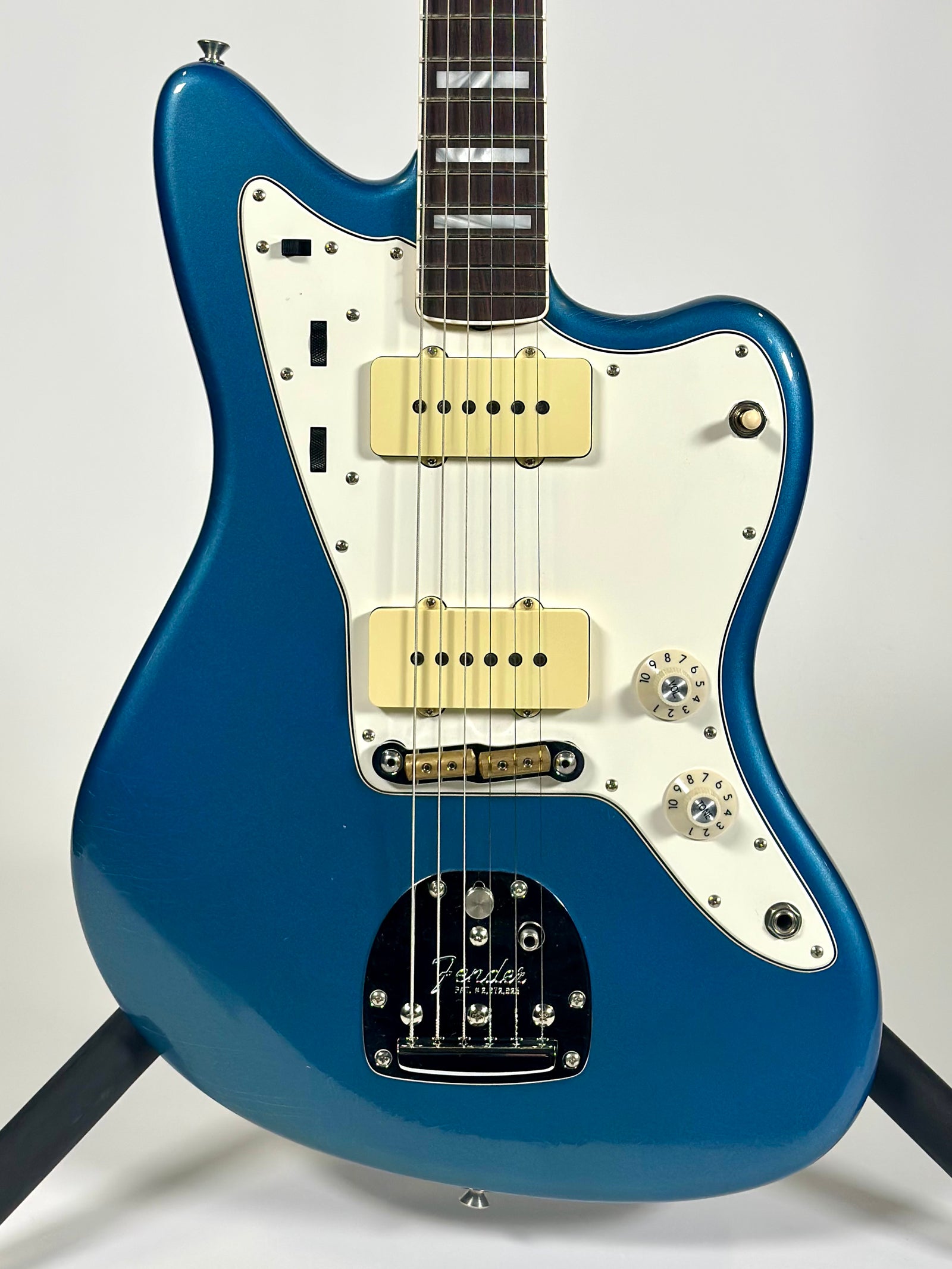 Fender Custom Shop 1967 Jazzmaster Deluxe Closet Classic, Aged Lake Placid Blue