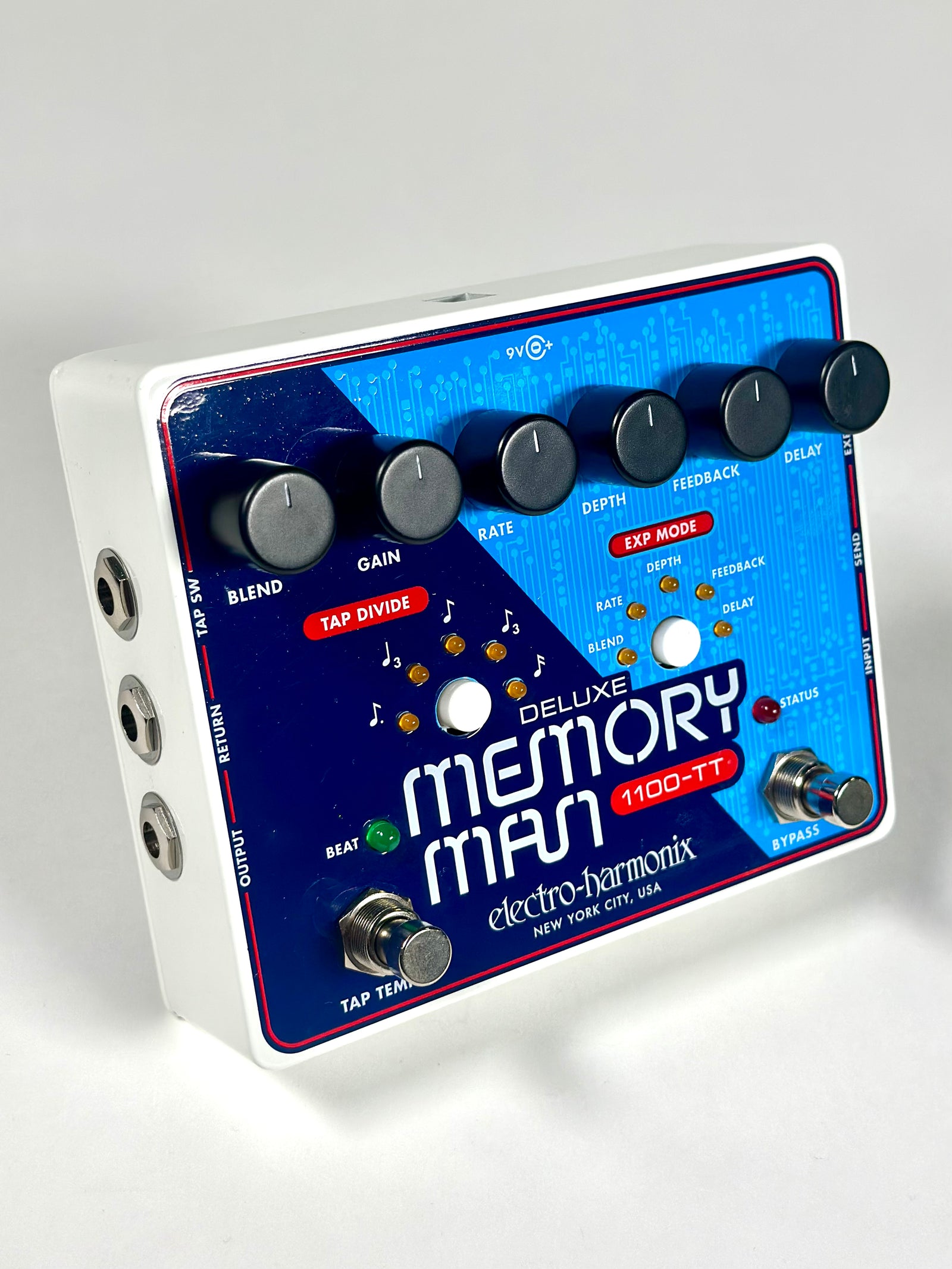 EHX Deluxe Memory Man 1100-TT