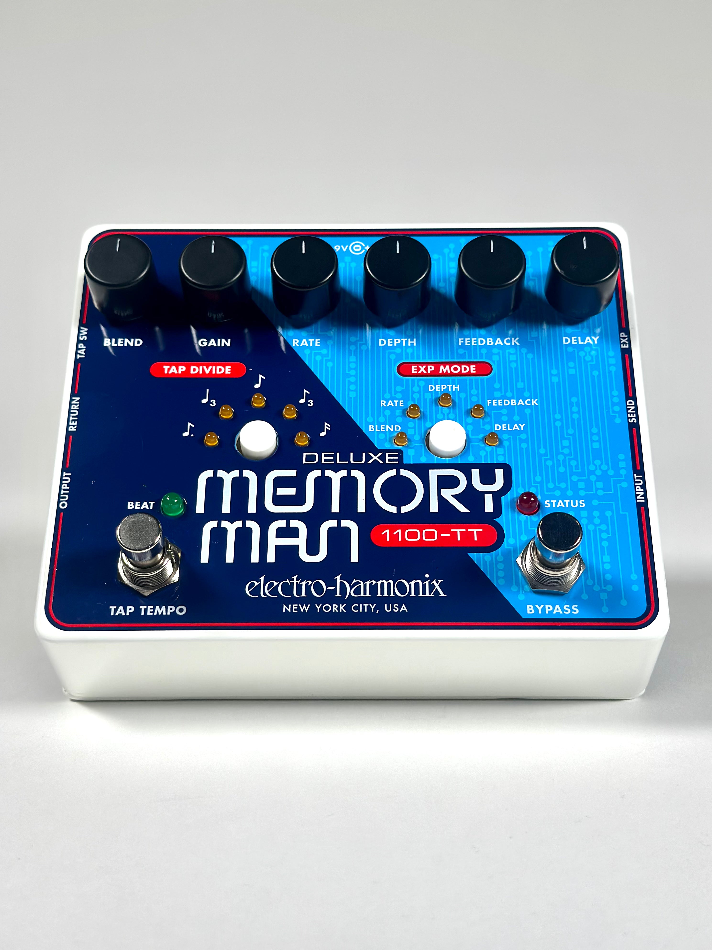 EHX Deluxe Memory Man 1100-TT