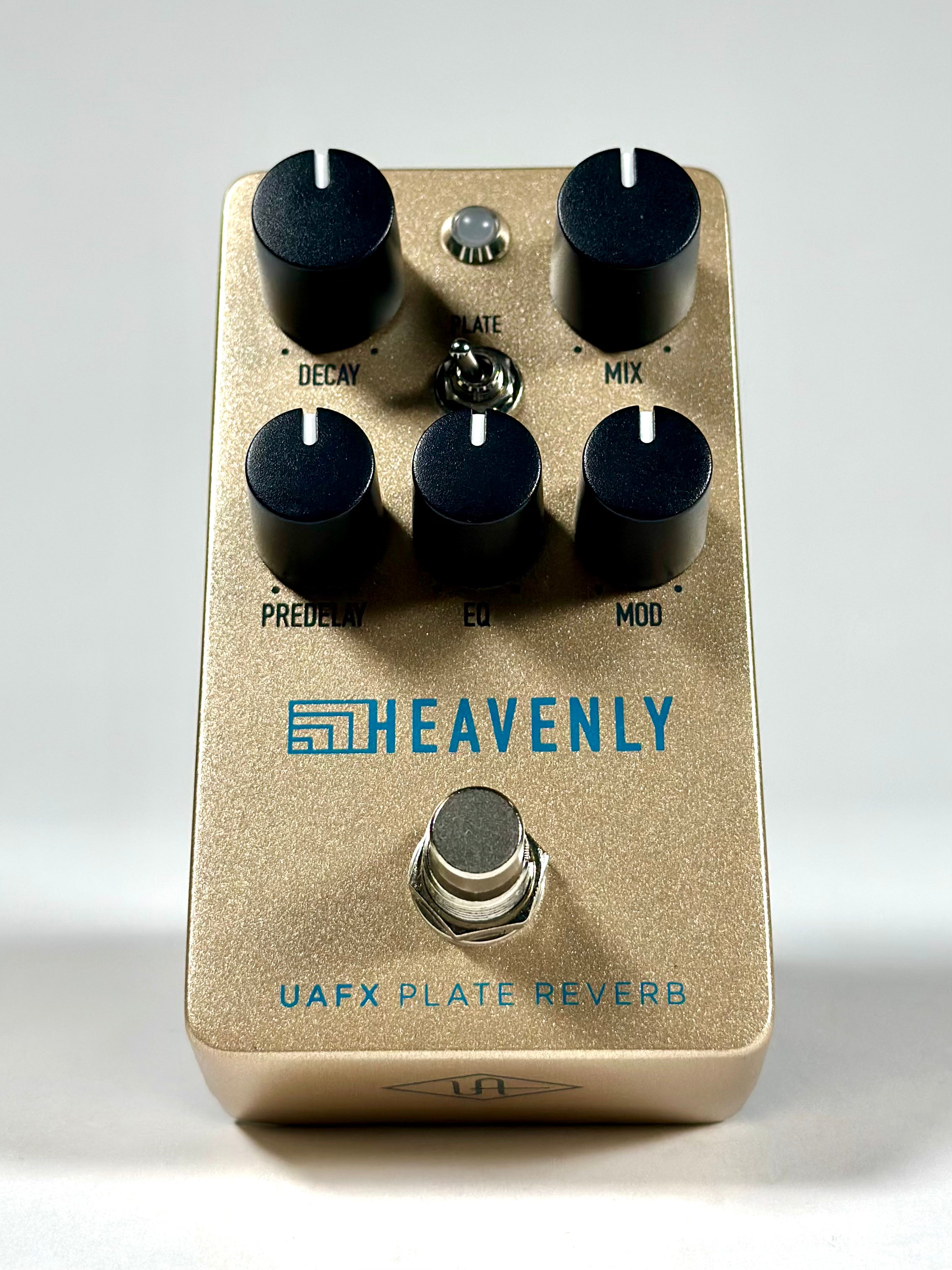 Universal Audio Heavenly Plate Pedal