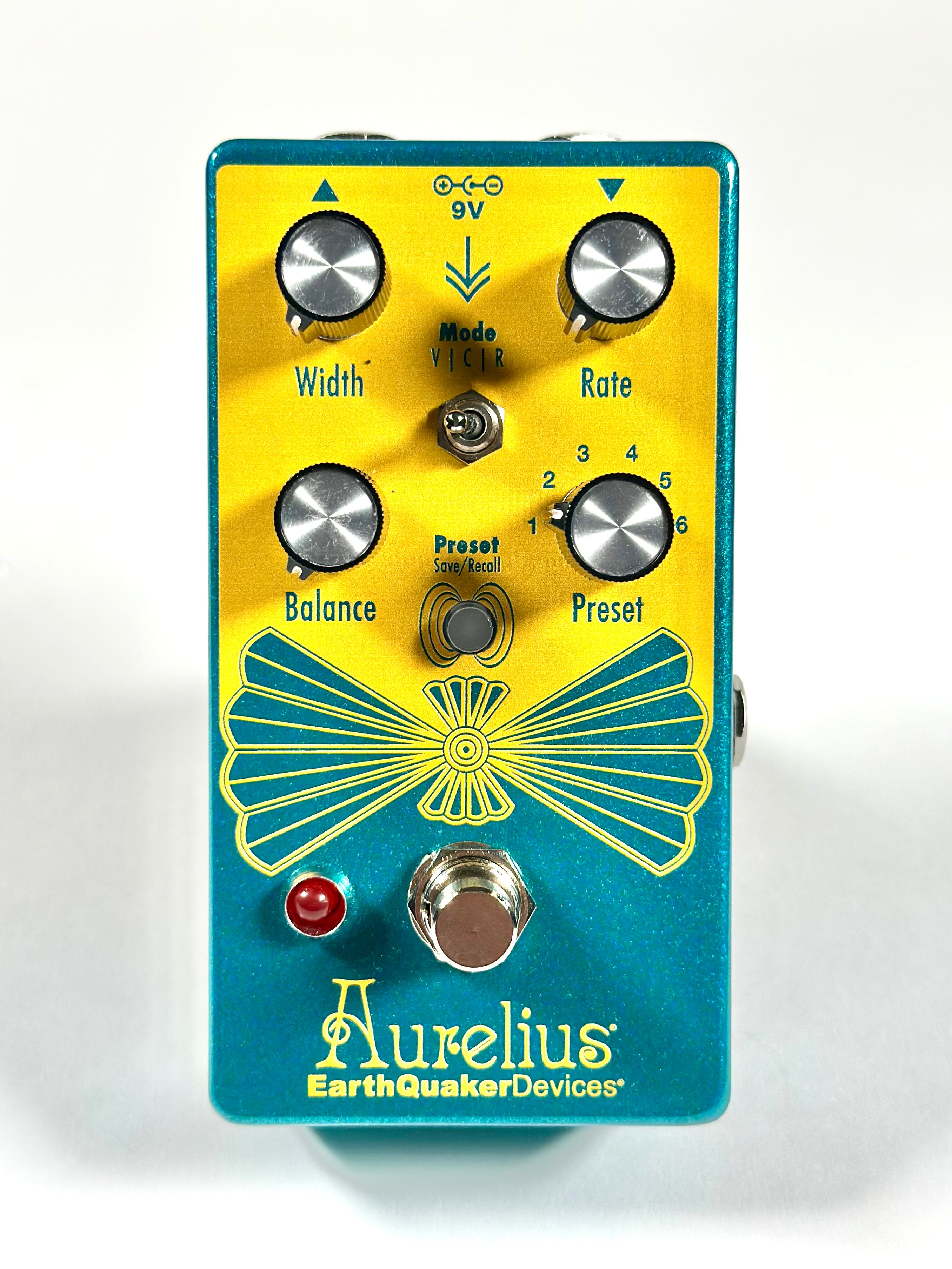 EarthQuaker Devices Aurelius Tri-Voice Chorus