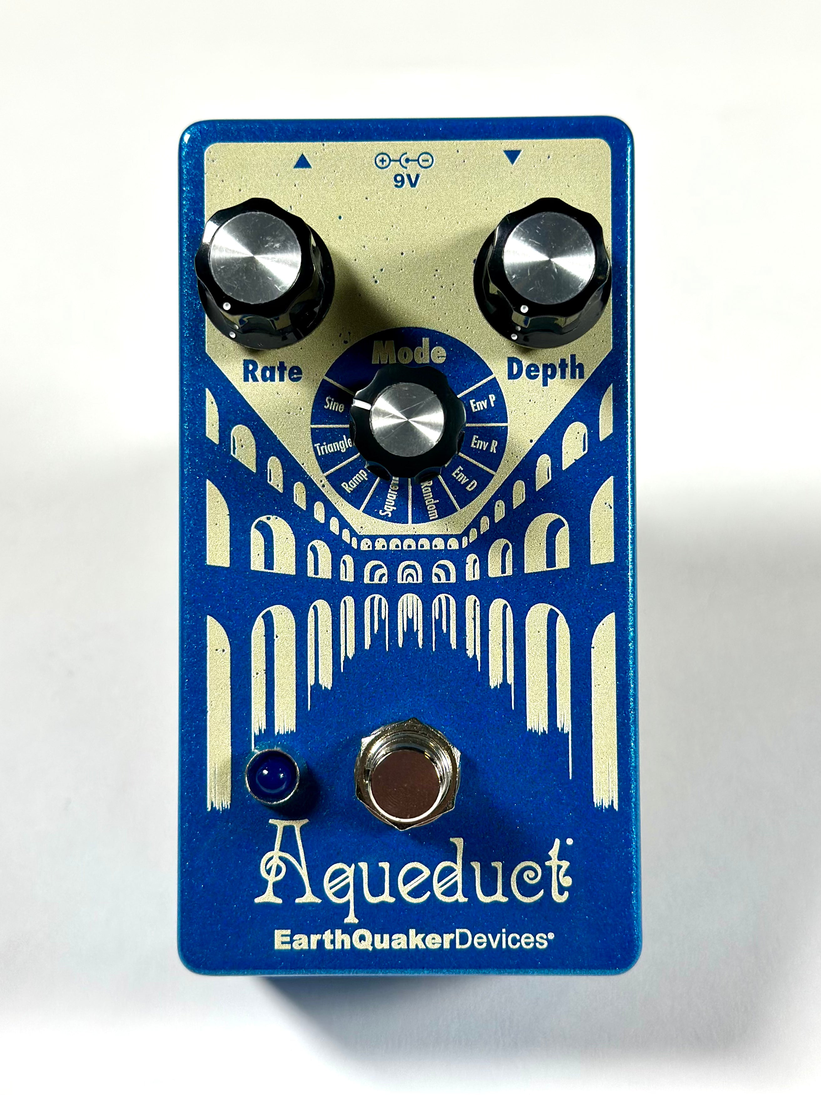 EarthQuaker Devices Aqueduct Vibrato