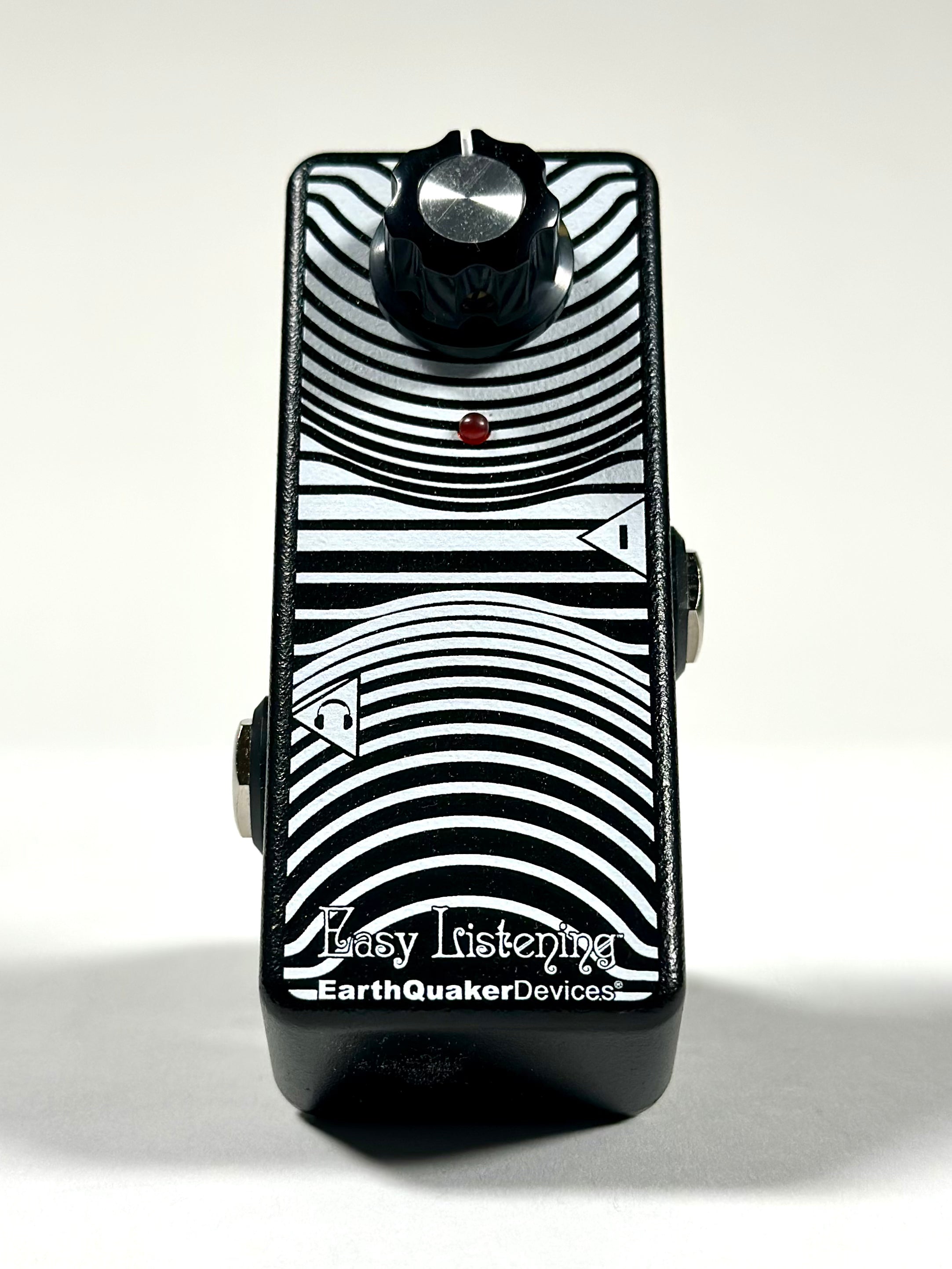 EarthQuaker Devices Easy Listening Analog Amp Simulator