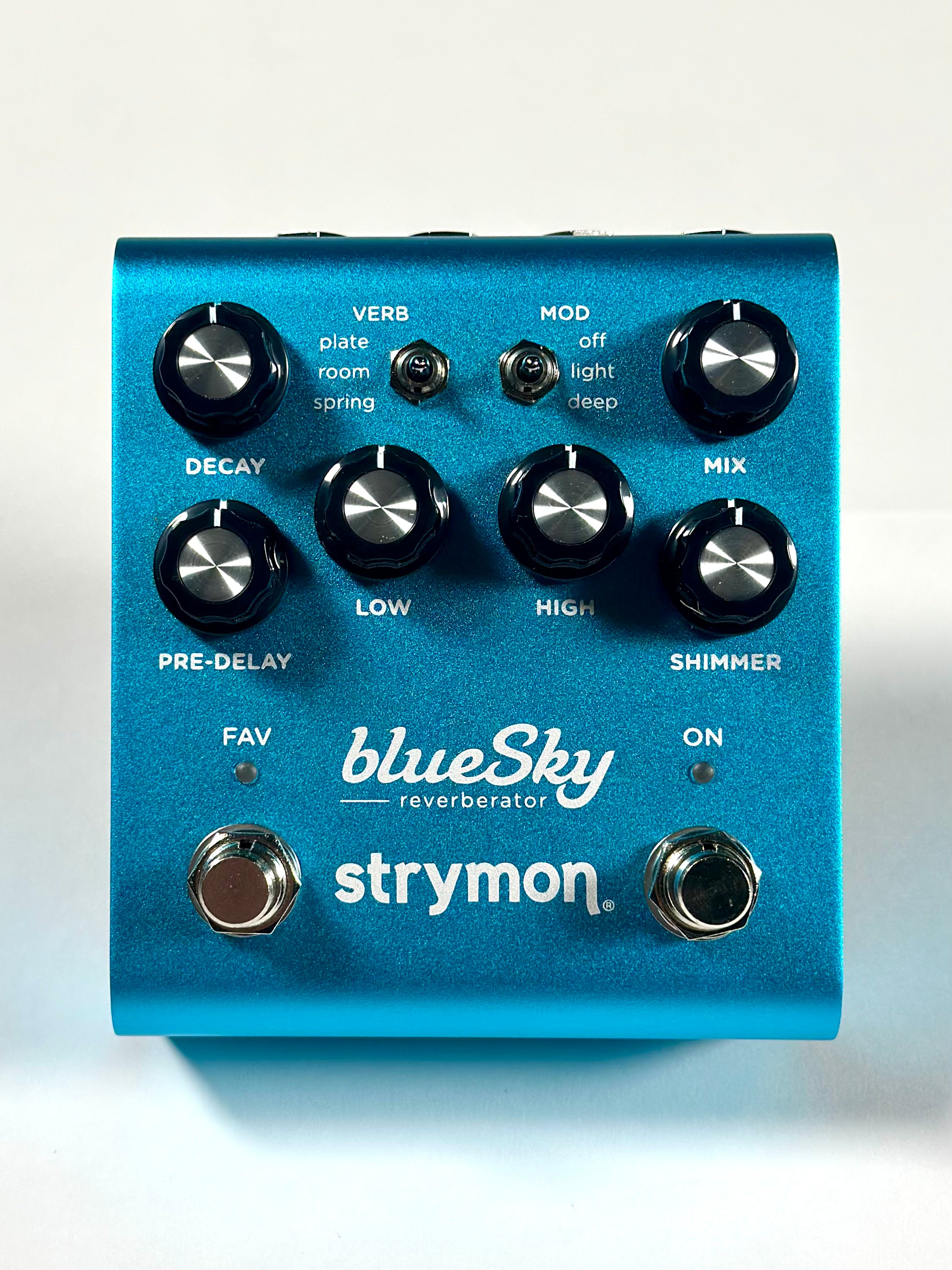 Strymon BlueSky V2 Reverberator