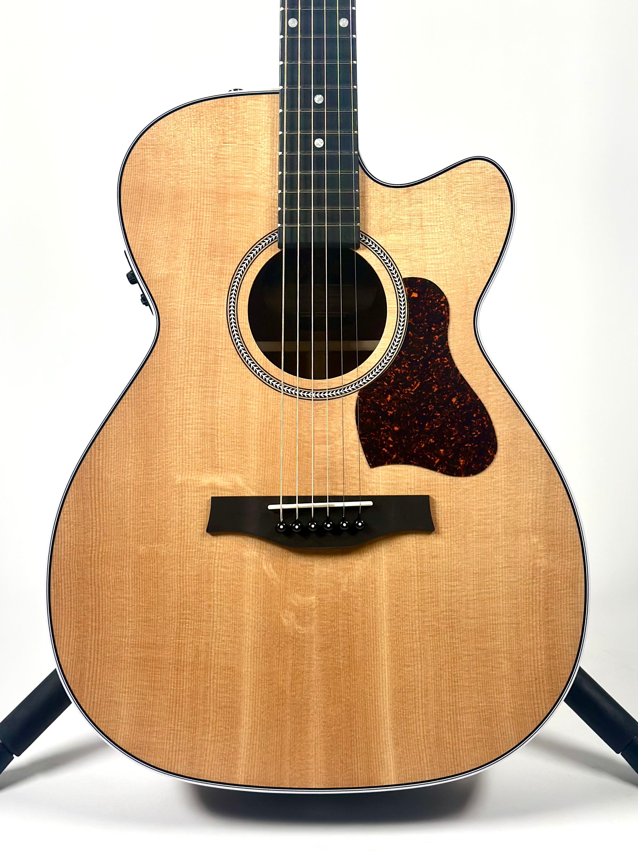 Seagull Maritime SWS Concert Hall CW, SG, Presys II