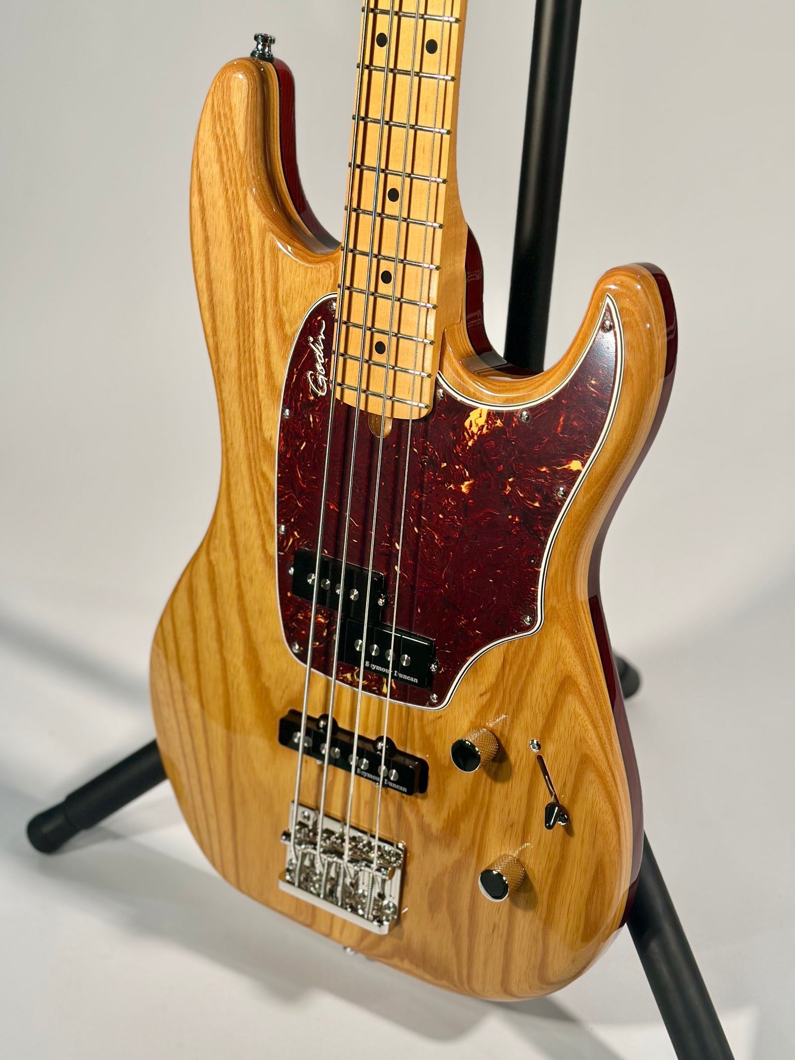 Godin Passion RG-4, Swamp Ash