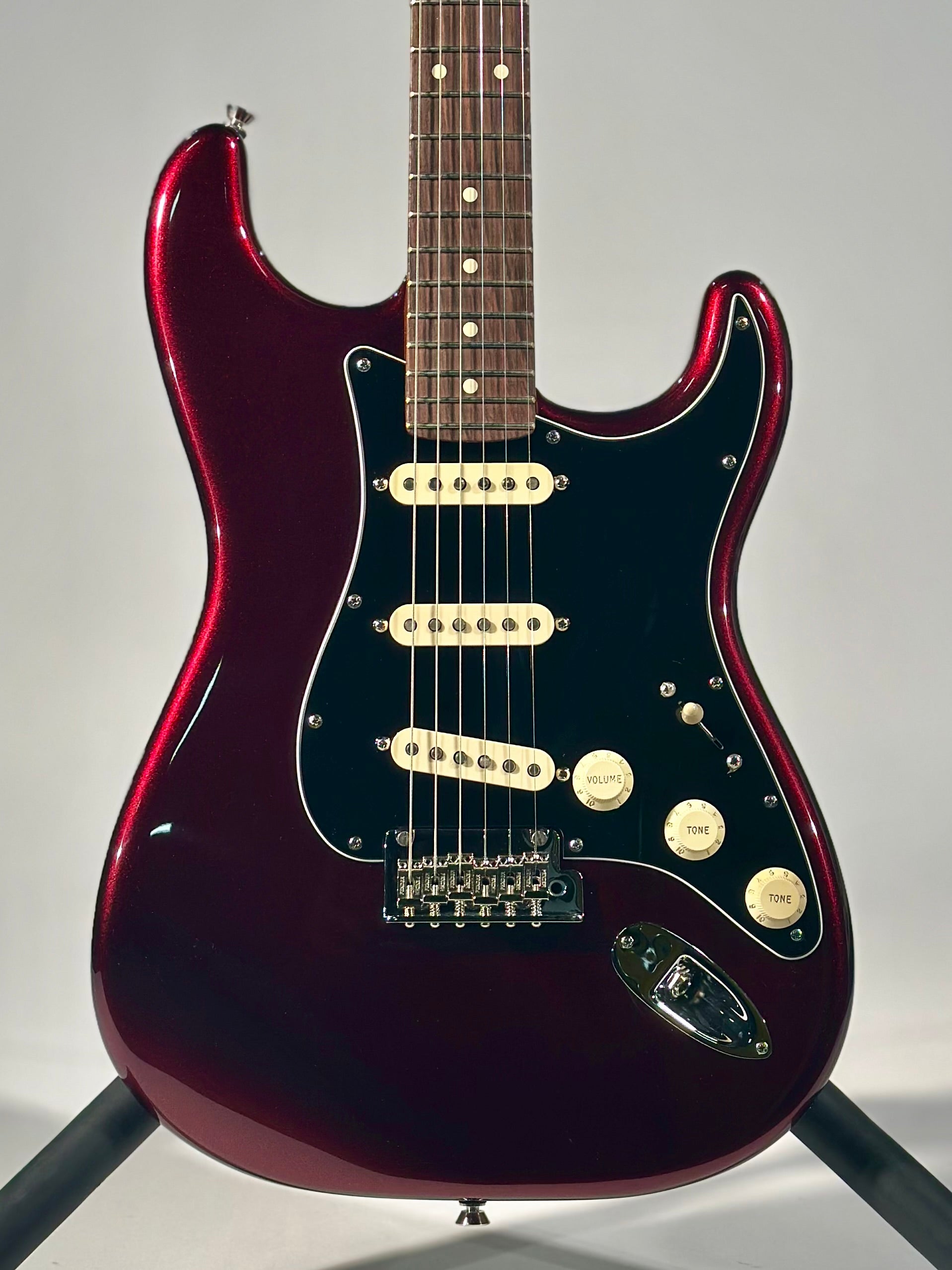 Fender American Professional Stratocaster, Oxblood