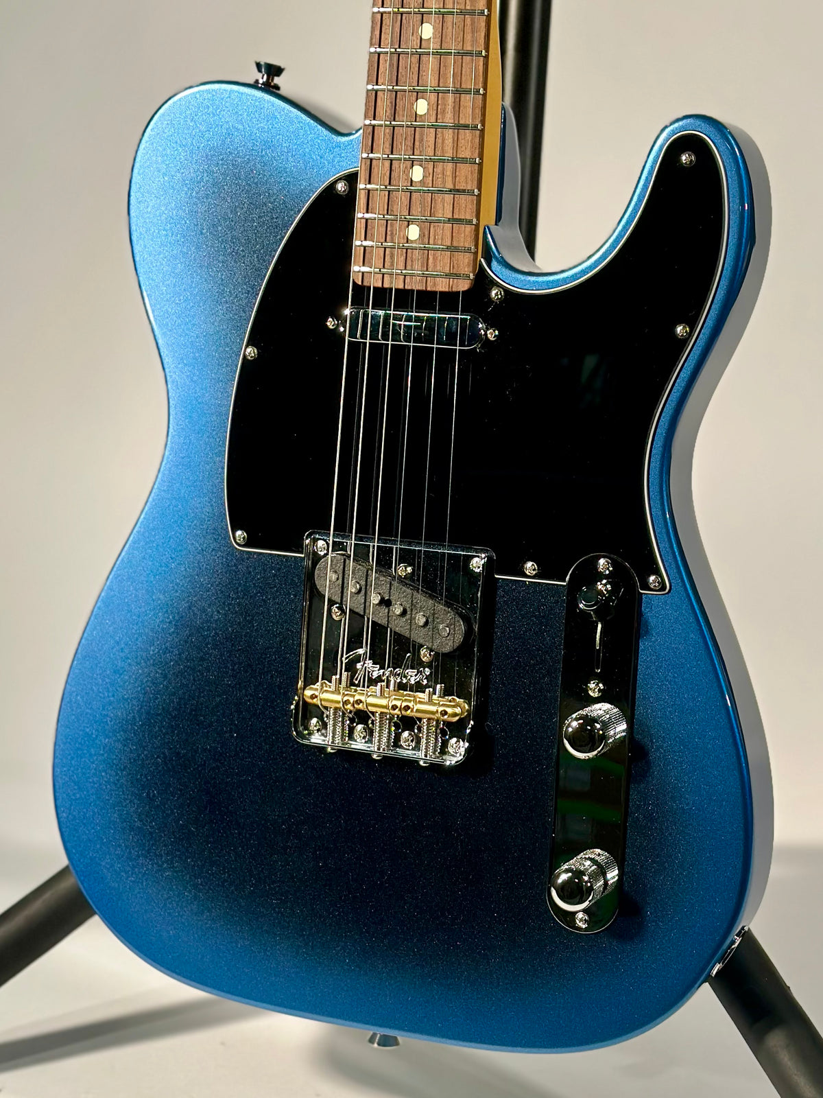 Fender American Professional Telecaster, Dark Night