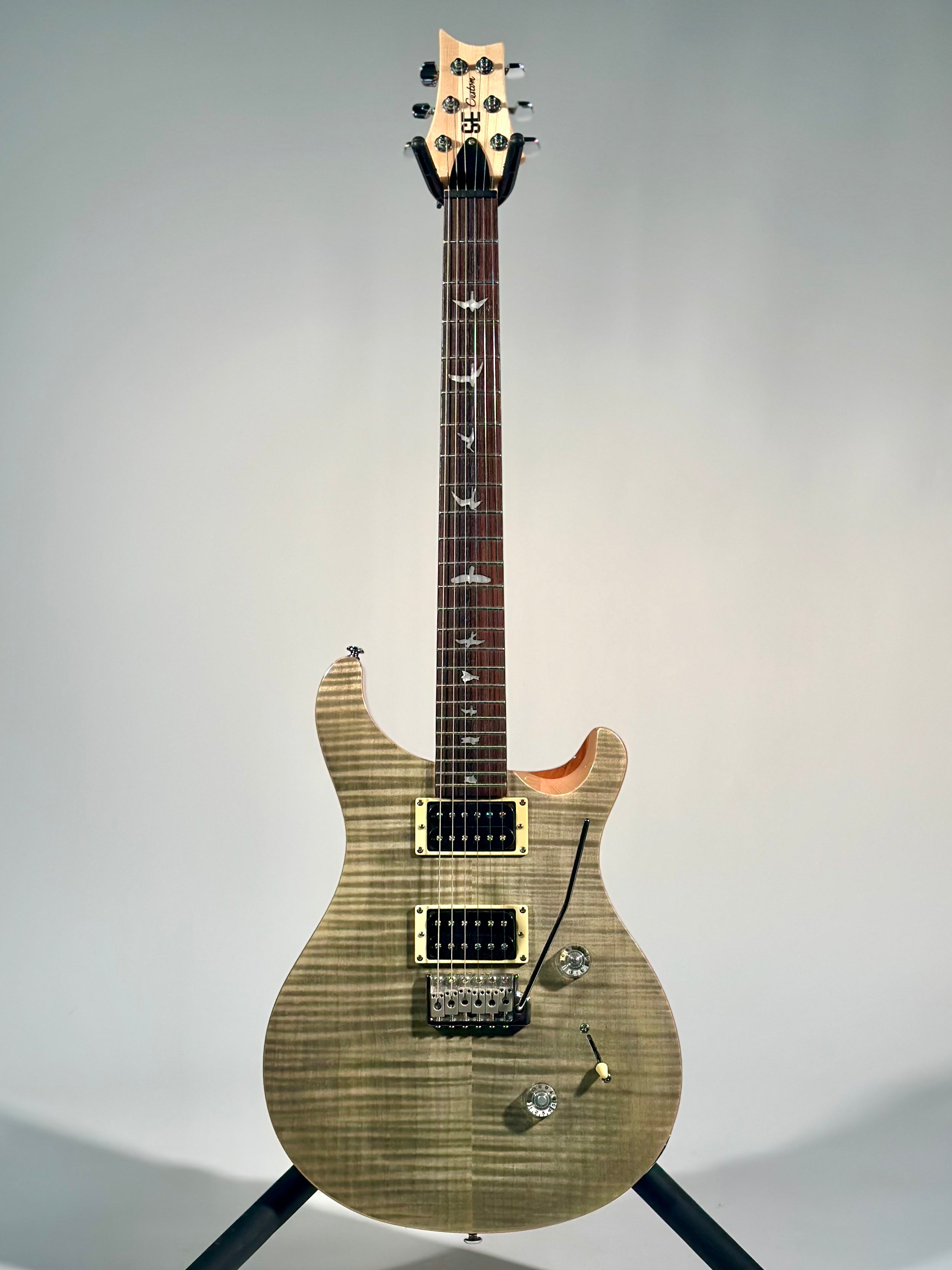 PRS SE Custom 24, Trampas Green (Consignment)