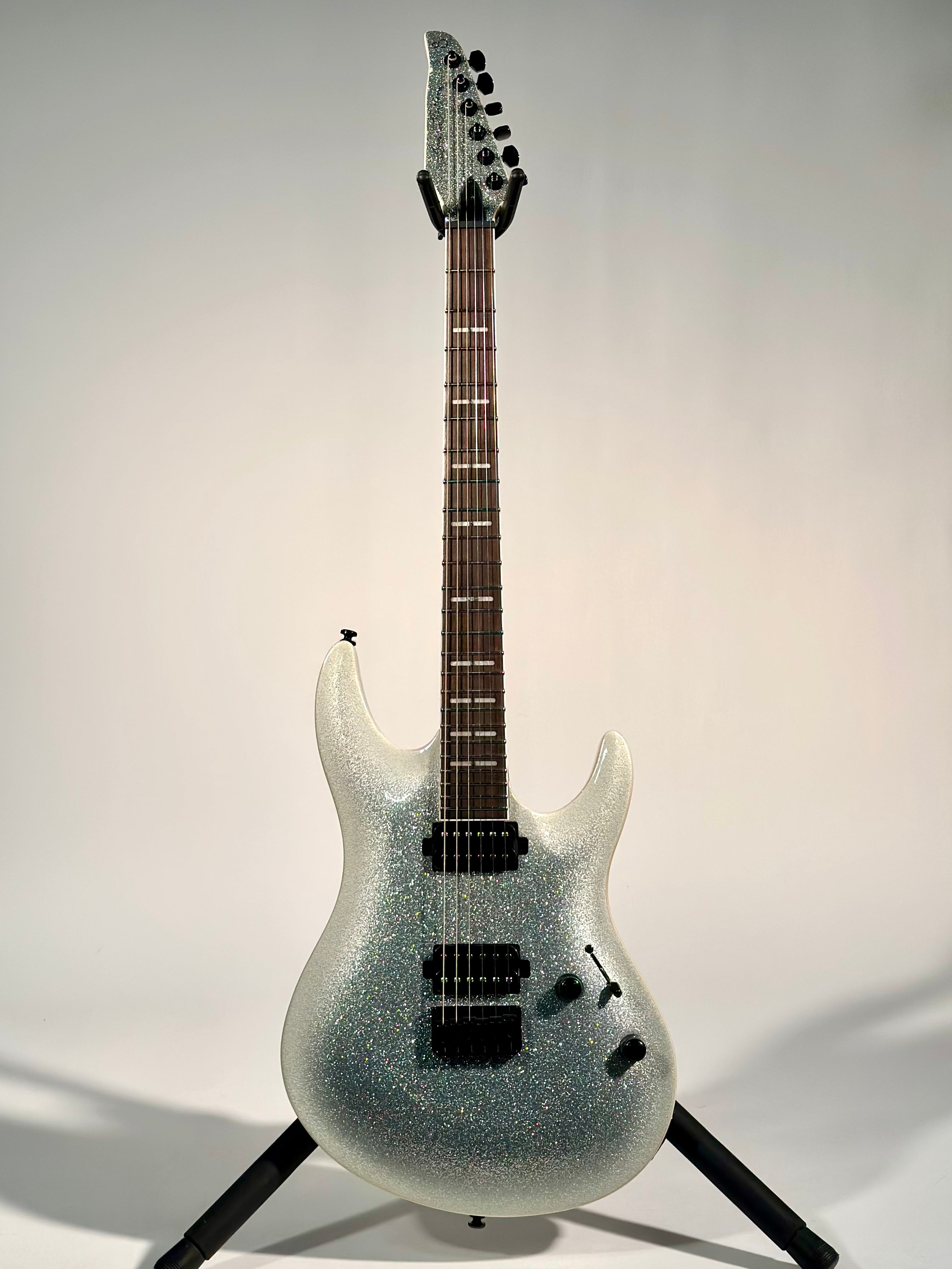 Sire Larry Carlton Y5, Silver Sparkle